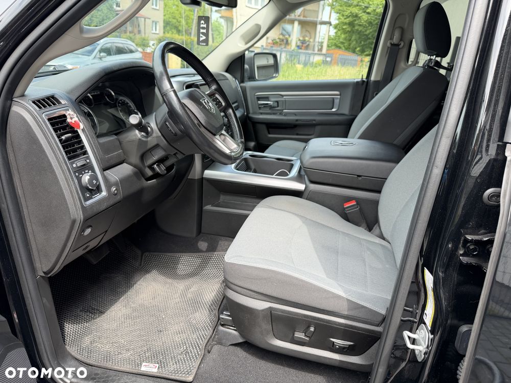 RAM 1500 5.7 Crew Cab Laramie - 24