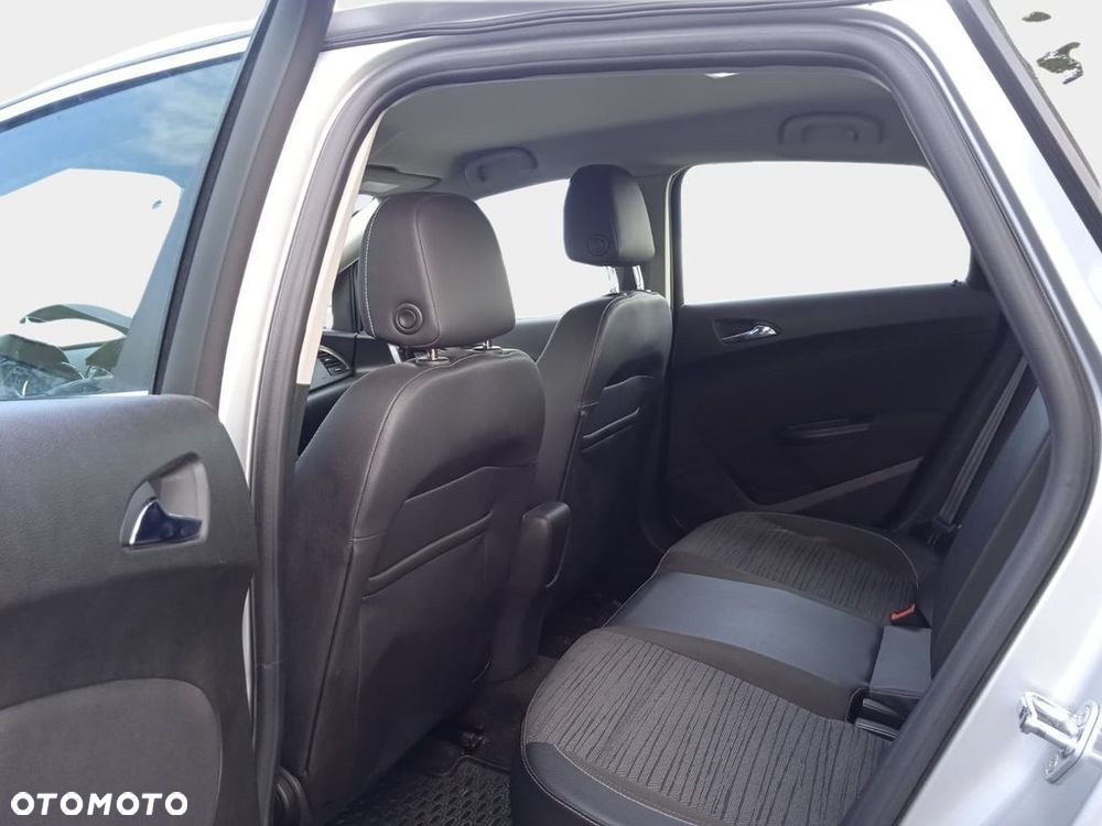 Opel Astra 1.4 T EU6 - 30