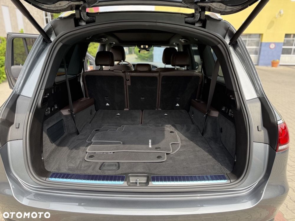 Mercedes-Benz GLS - 12