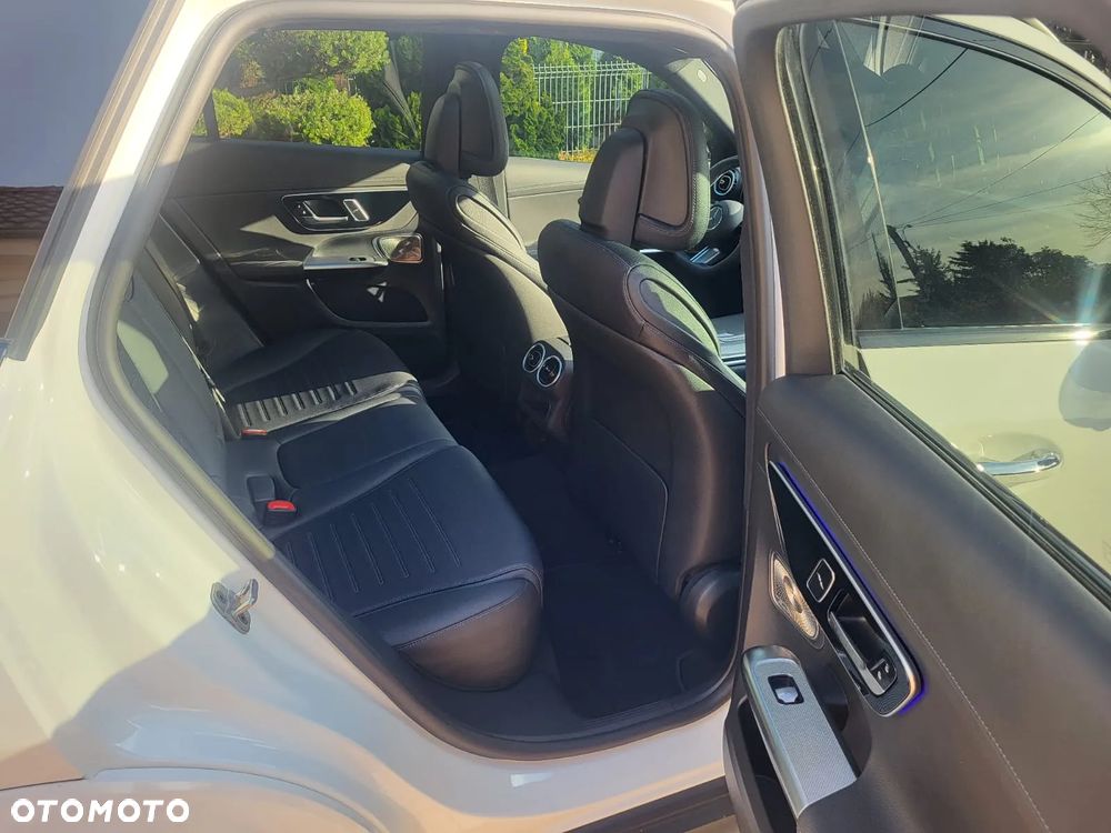 Mercedes-Benz GLC - 16