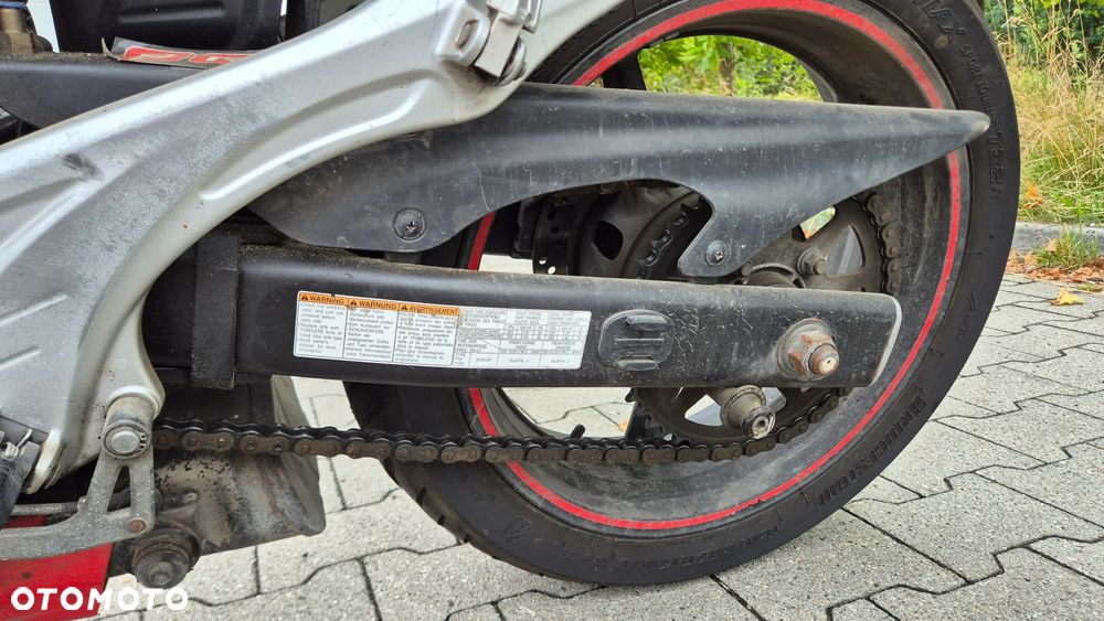 Suzuki Gladius - 6