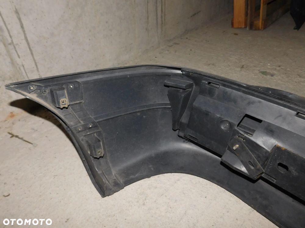 zderzak tył tylny OPEL ASTRA I F HB - 5