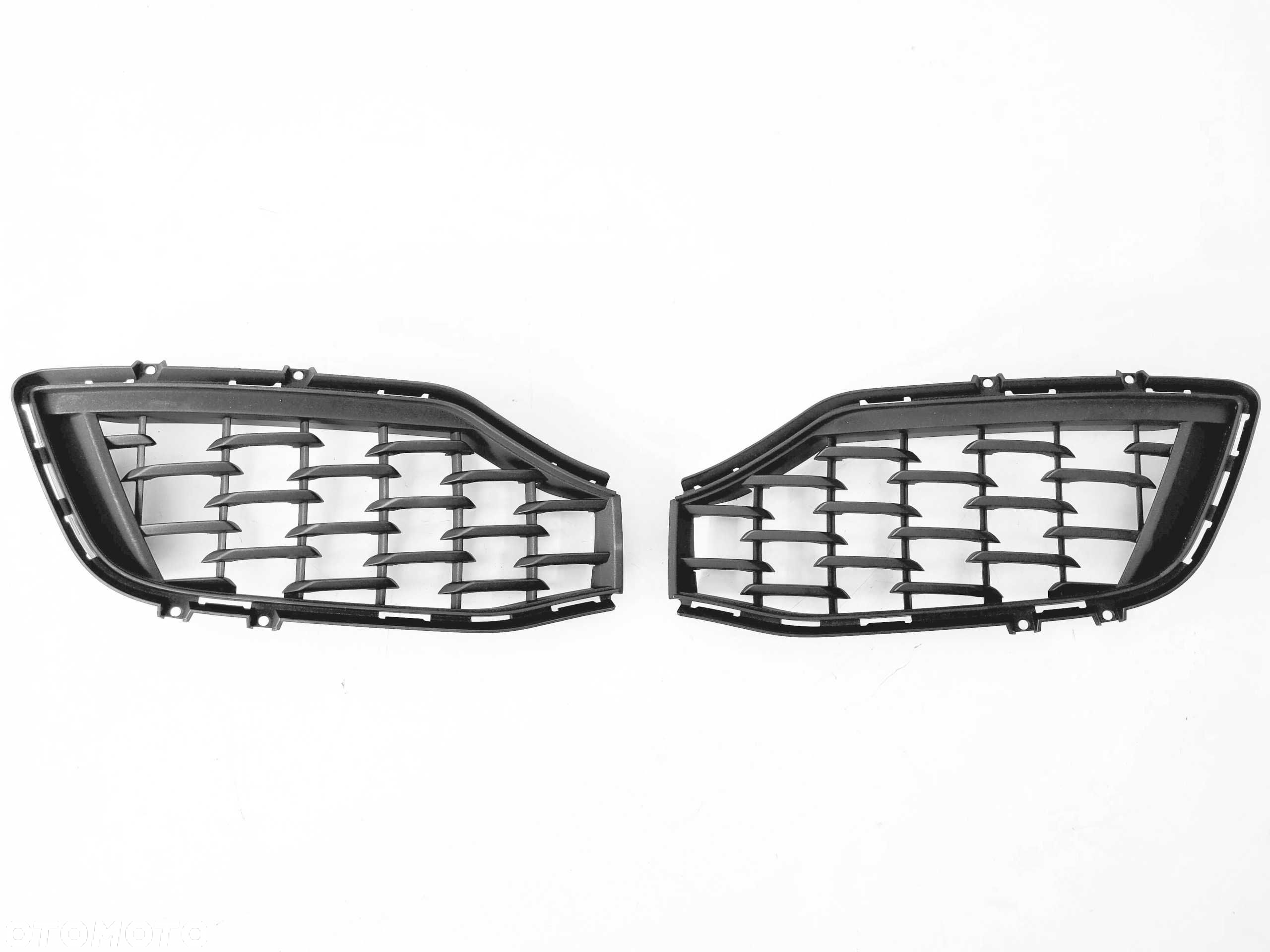 Maserati GHIBLI Granlusso 2018 siatka kratka grill atrapa zderzaka L P - 2