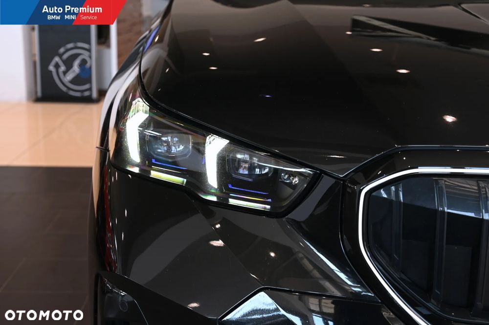BMW Seria 5 520i mHEV - 23