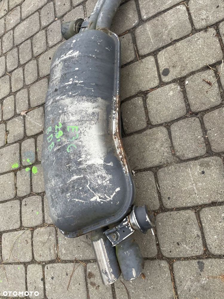 tłumik końcowy bmw e36 2.5 2.8 i m50 m52 1740350 bdb stan - 3