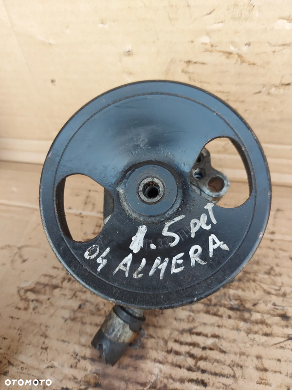 Pompa wspomagania Nissan Almera N16 1.5b