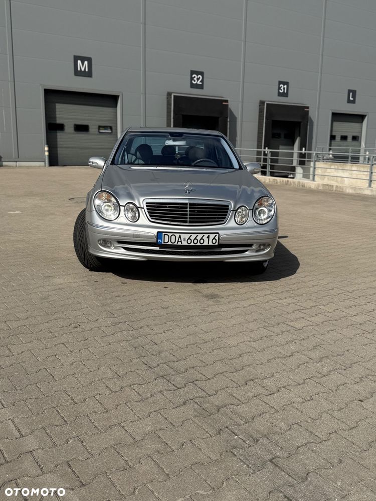 Mercedes-Benz Klasa E - 2