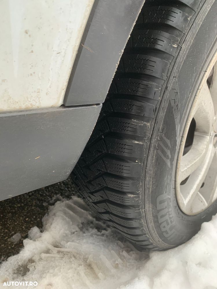 Land Rover Discovery Sport 2.0 l TD4 HSE Aut. - 6