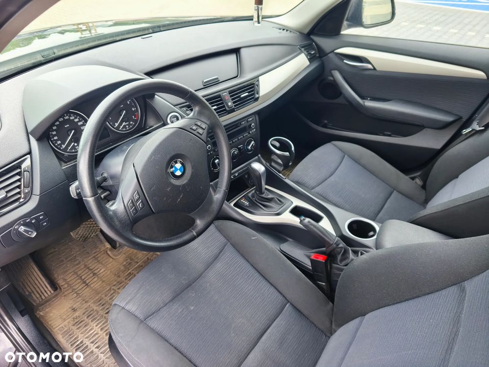 BMW X1 - 8