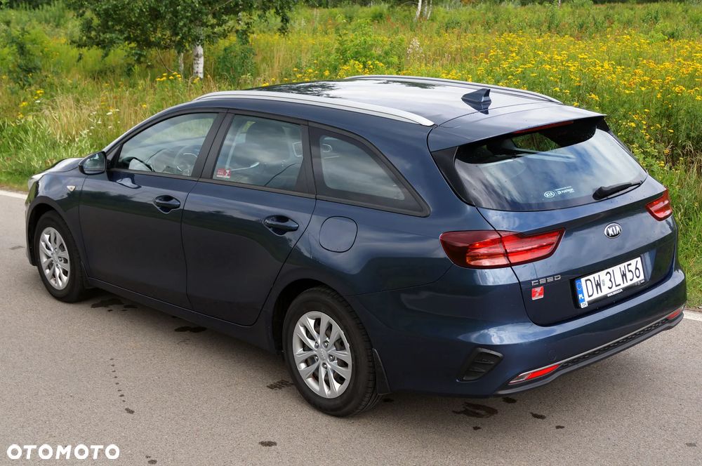 Kia Ceed 1.6 CRDi SCR L - 12
