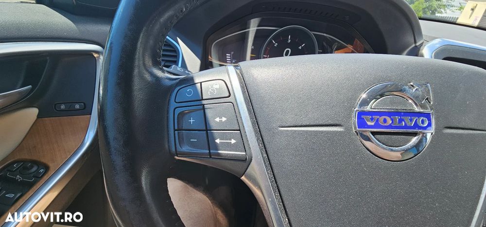 Volvo XC 60 - 14
