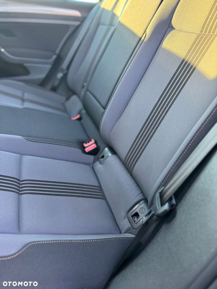 Volkswagen Golf 1.6 TDI BlueMotion Technology DSG Allstar - 14