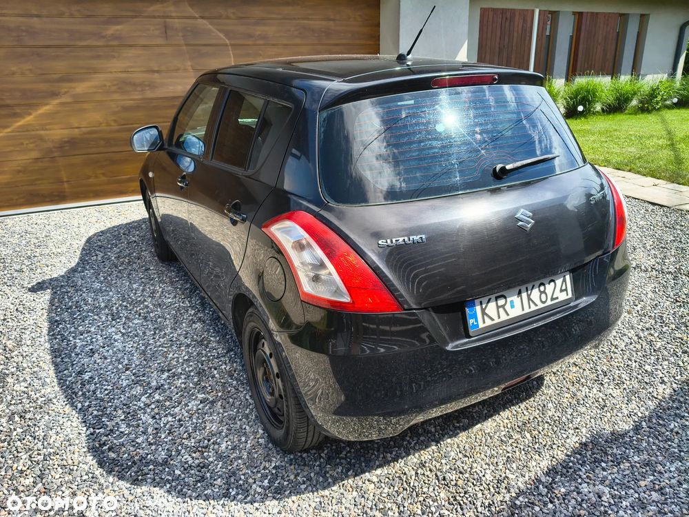 Suzuki Swift - 7