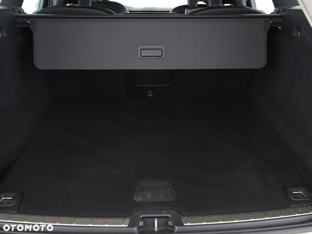 Volvo XC 60 D4 Momentum - 21