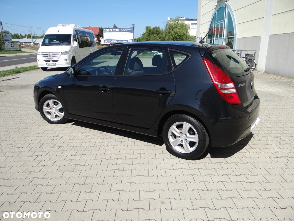 Hyundai i30 1.4 Blue Comfort - 18