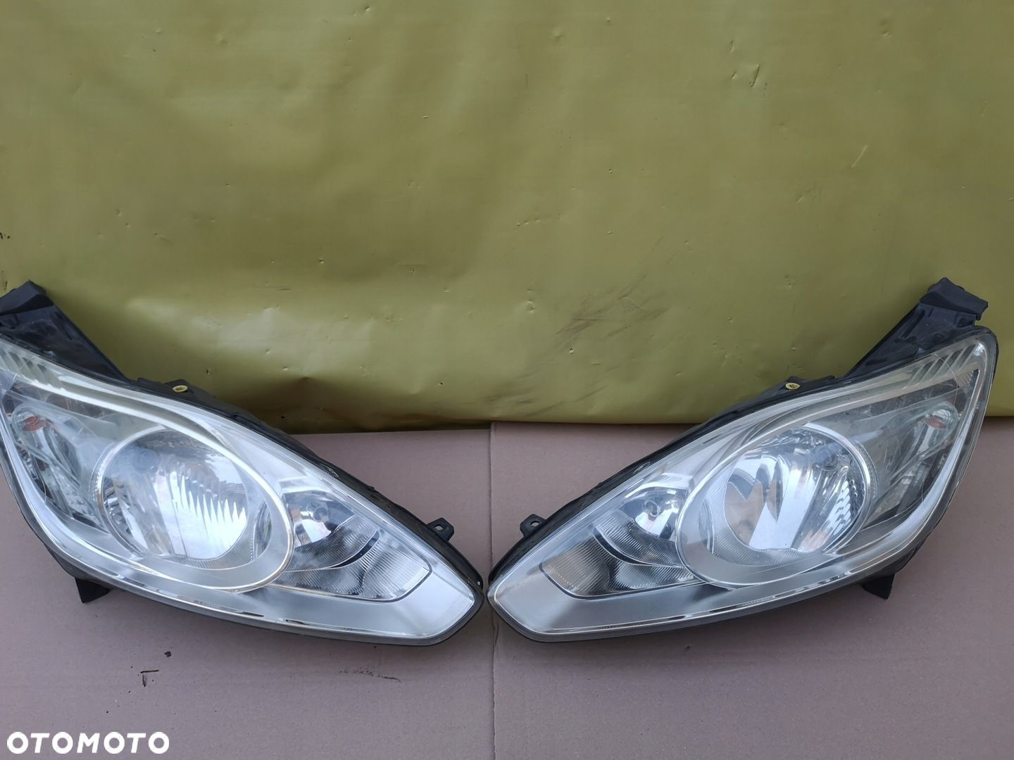 FORD C MAX MK2 10- LAMPA PRZEDNIA LEWA PRAWA LAMPY PRZEDNIE KOMPLET EUROPA - 1