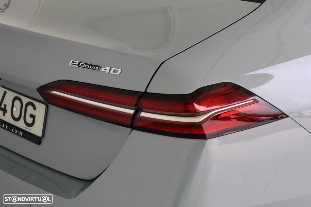 BMW i5 eDrive40 Pack Desportivo M - 10