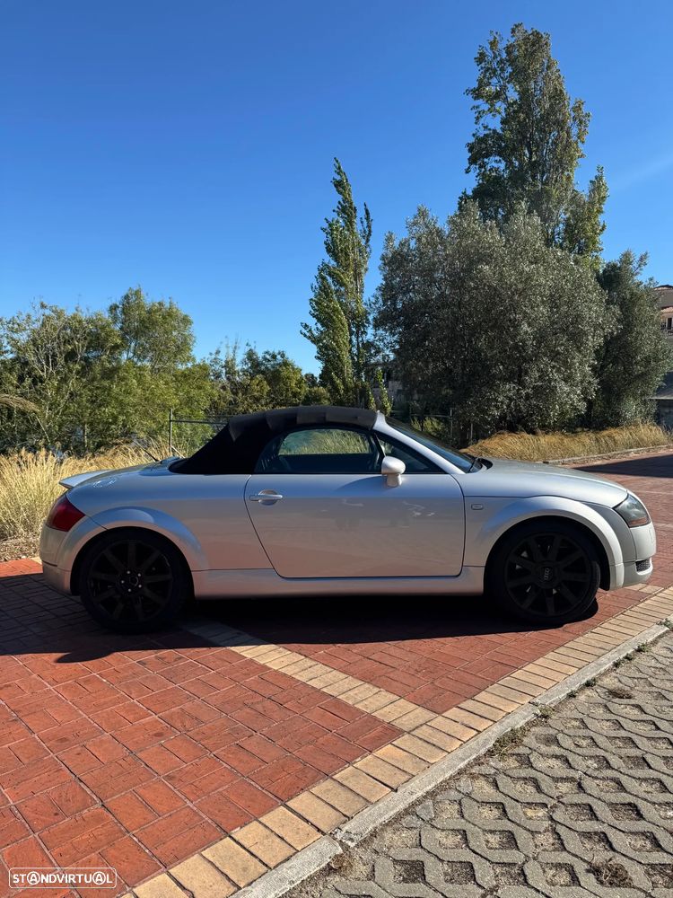Audi TT Roadster - 12