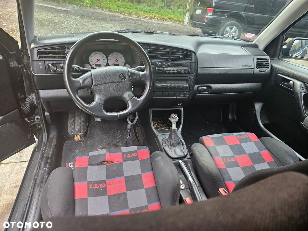 Volkswagen Golf 1.9 TDI - 3