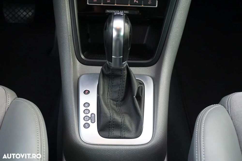 Volkswagen Sharan 2.0 TDI DSG Blue Motion Highline - 23