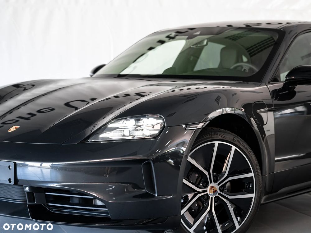 Porsche Taycan 105kWh 4 - 5