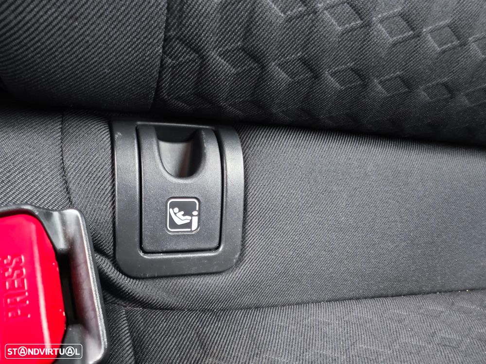 Toyota Yaris 1.5 HDF Exclusive - 20