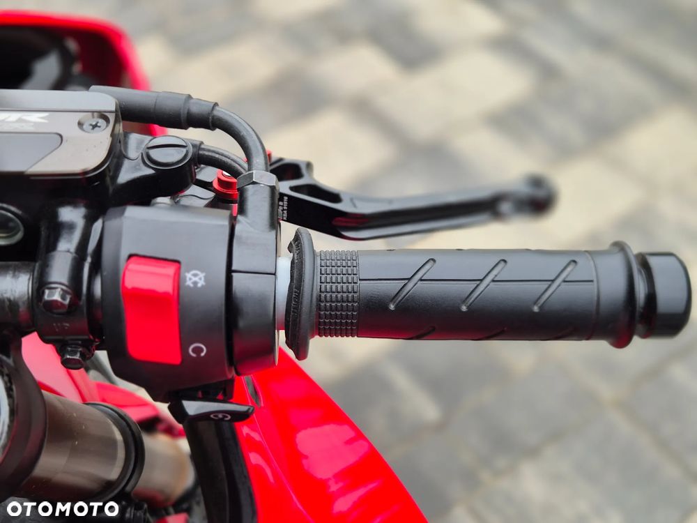 Honda CBR - 17