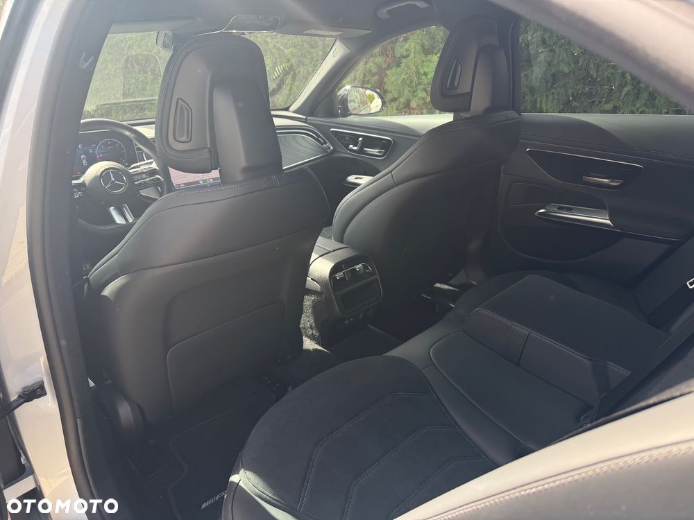 Mercedes-Benz Klasa E 220 d 4-Matic - 12