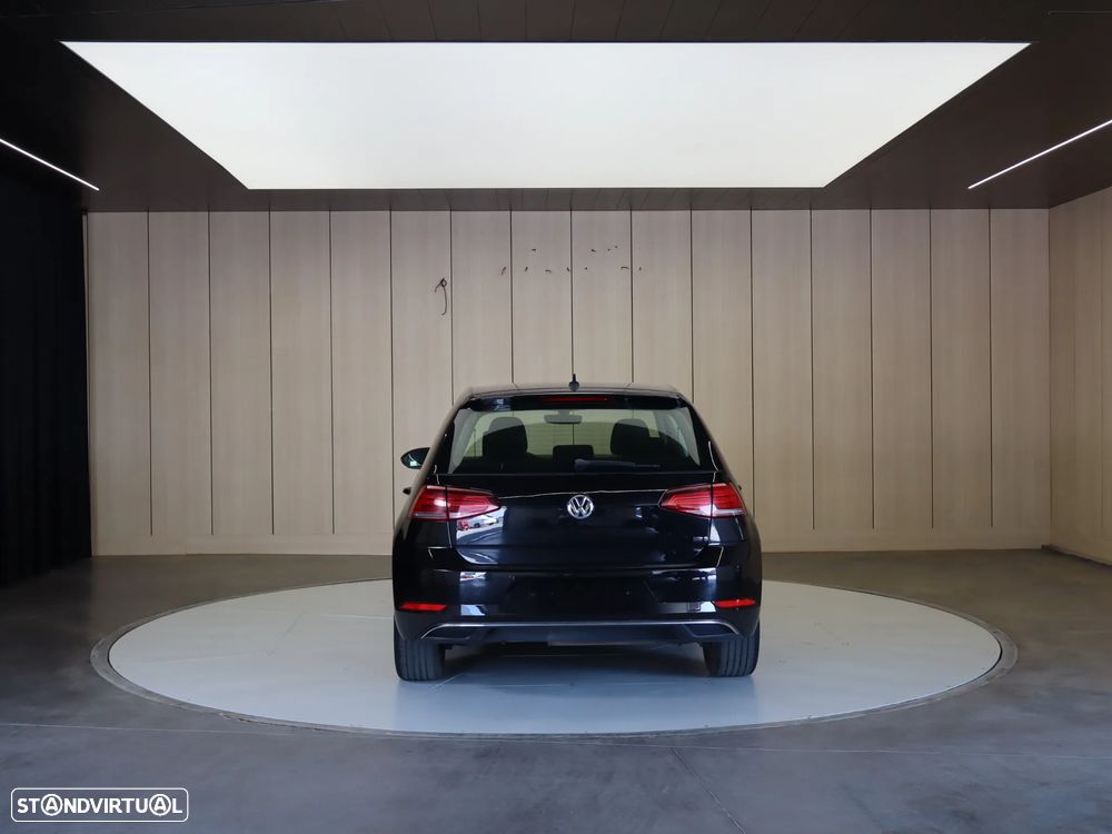 VW Golf 1.6 TDI Confortline - 5