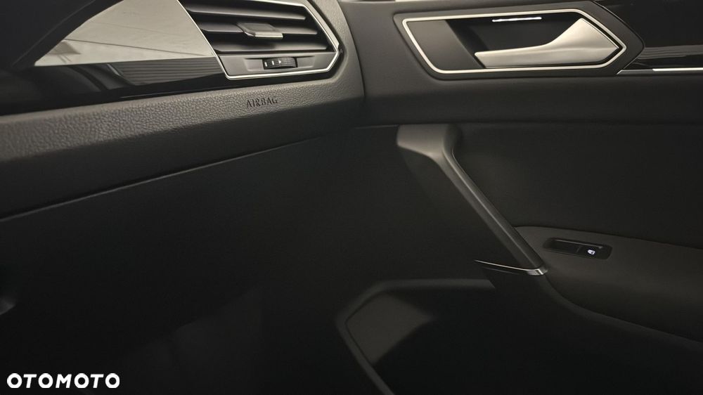 Volkswagen Touran 2.0 TDI BMT Highline DSG - 24