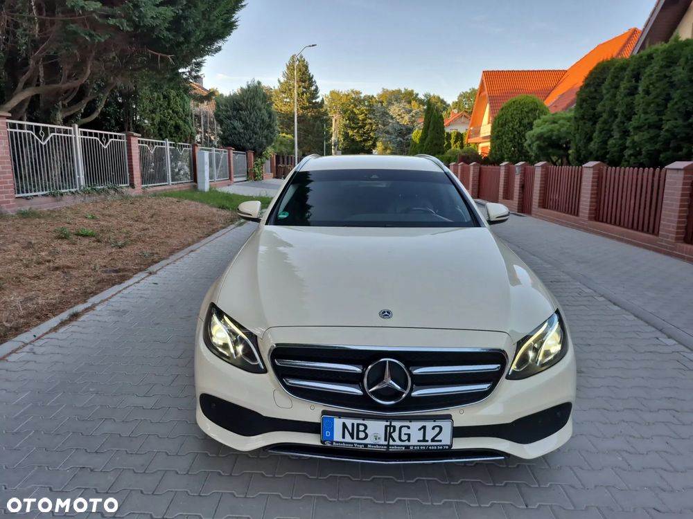 Mercedes-Benz Klasa E 220 d 9G-TRONIC - 10