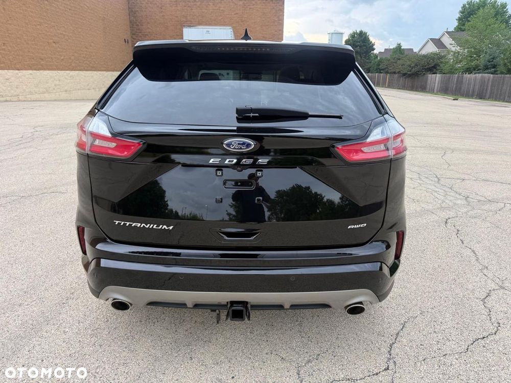 Ford Edge - 5