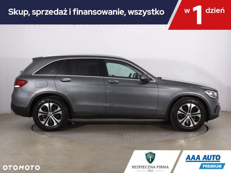Mercedes-Benz GLC - 8