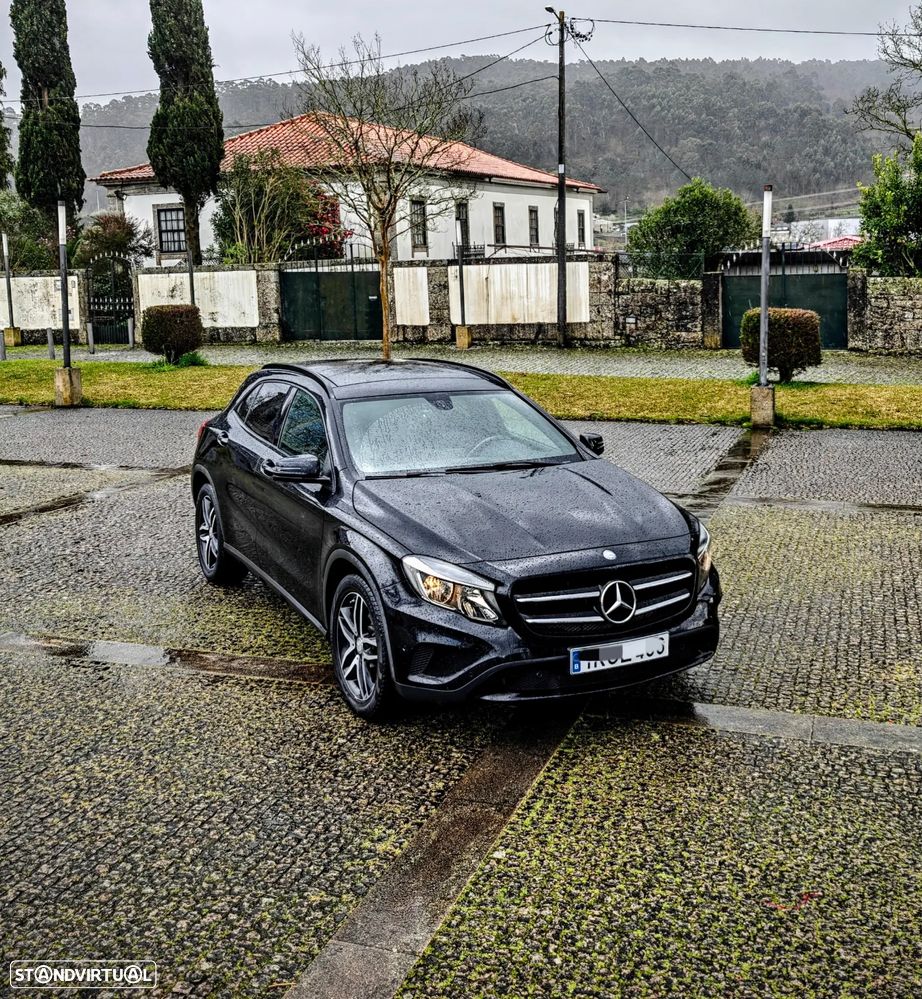 Mercedes-Benz GLA 220 d 7G-DCT AMG Line - 32