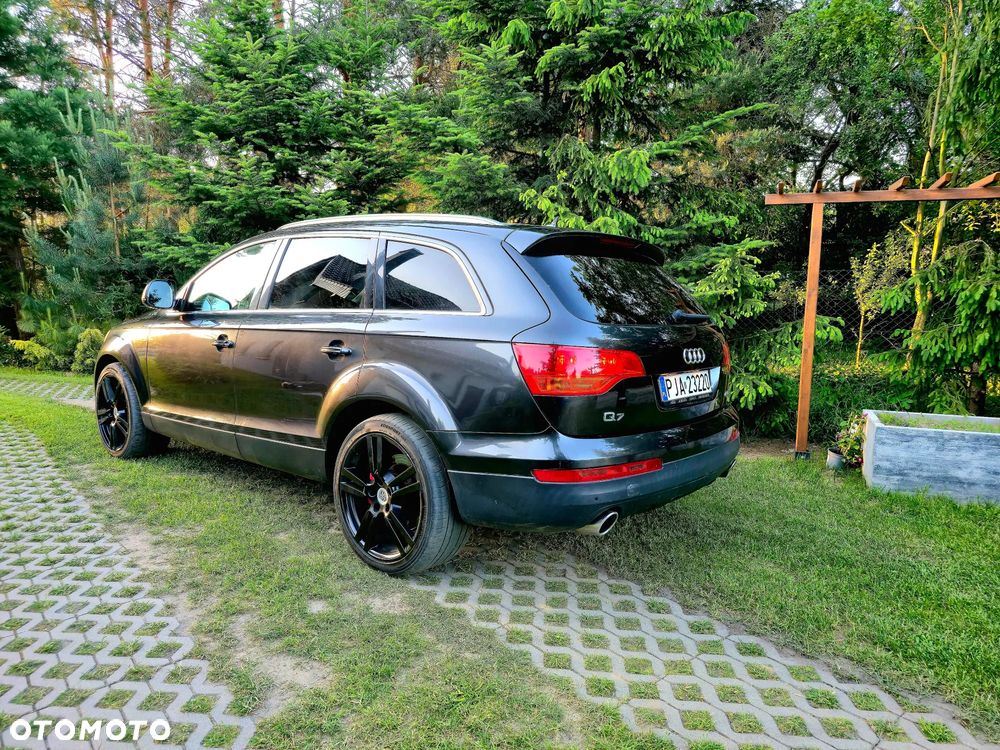Audi Q7 - 6