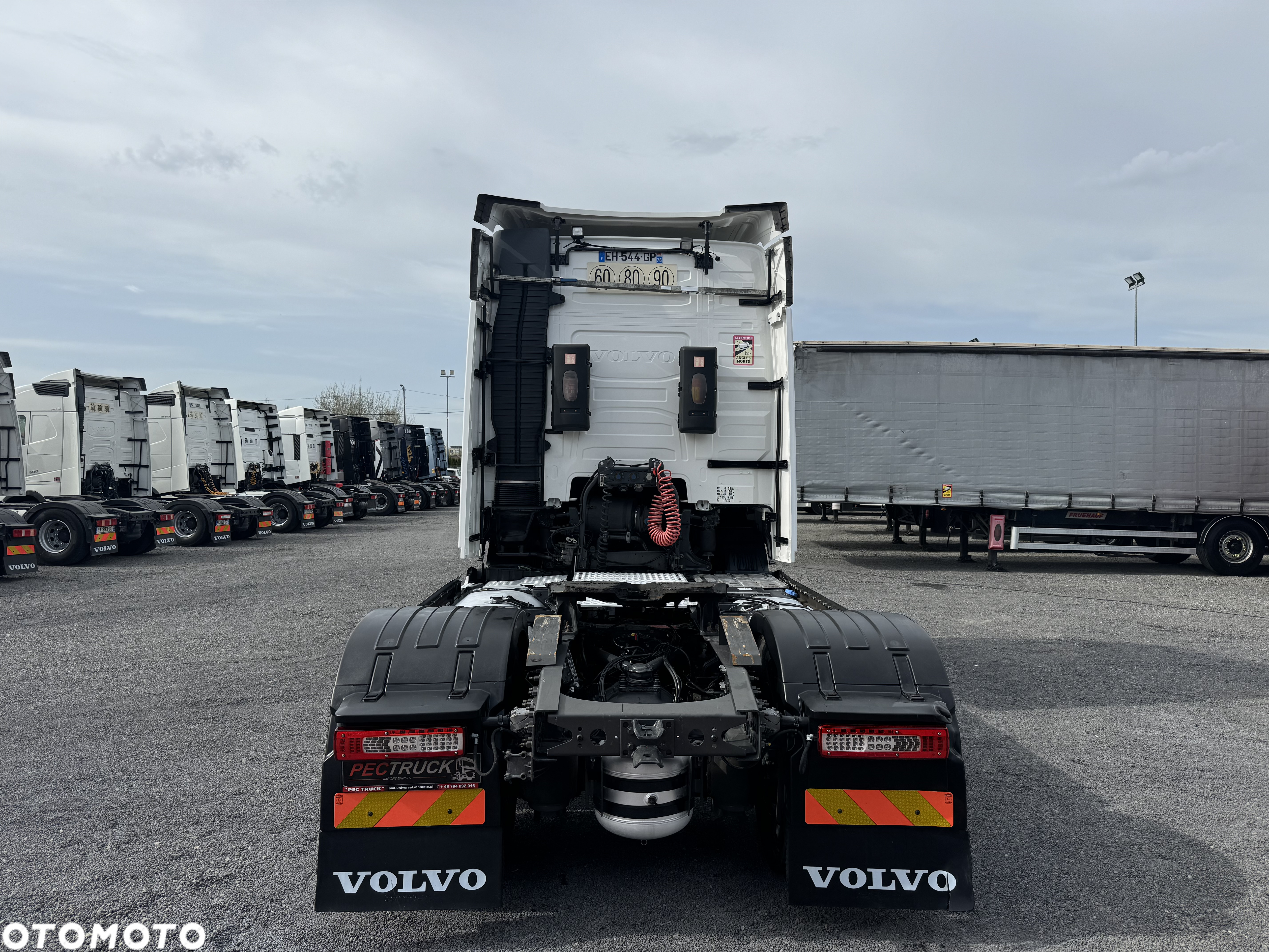 Volvo FH 500 / Automat / Full Spoiler / Lodówka / Klima Postojowa / 2 Zbiorniki / z Francji / - 8