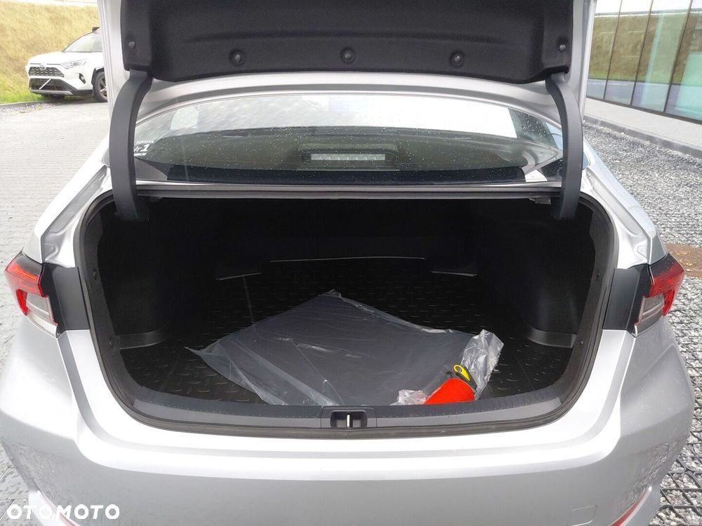 Toyota Corolla 1.8 Hybrid Comfort - 13