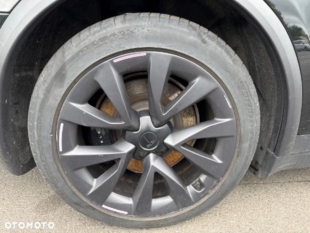Tesla Model X AWD - 10