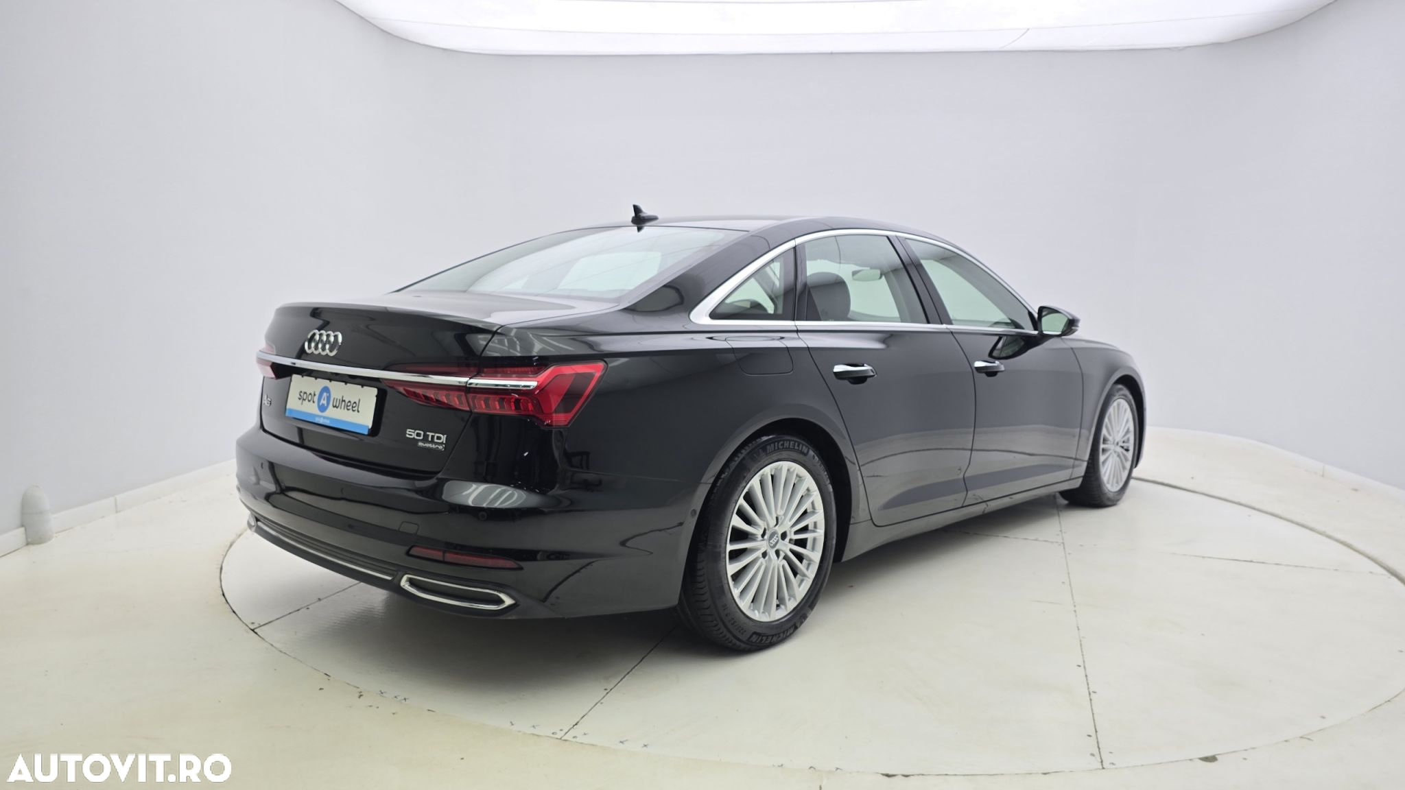 Audi A6 - 6