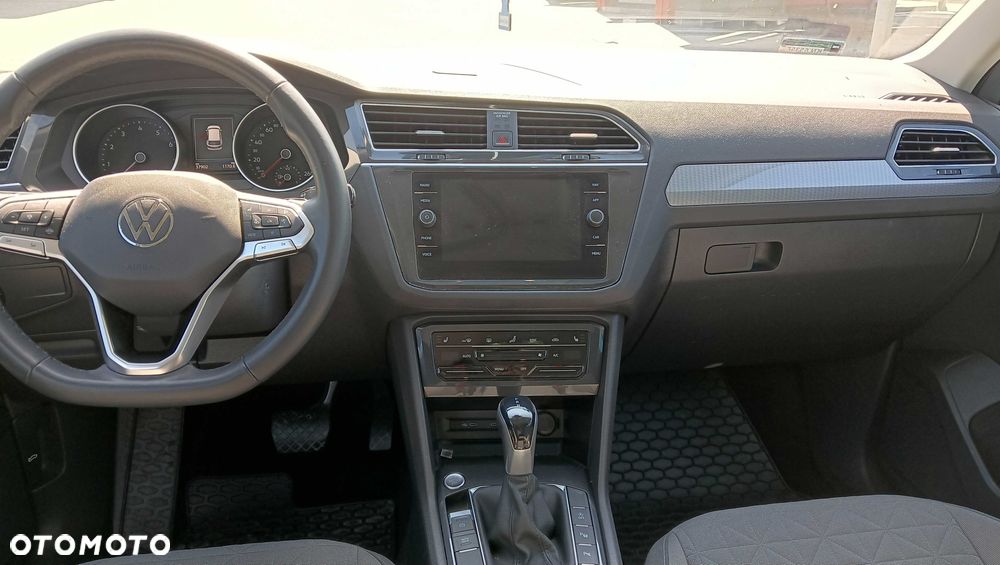 Volkswagen Tiguan - 5