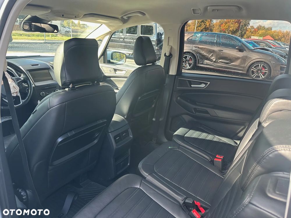Ford Galaxy - 8