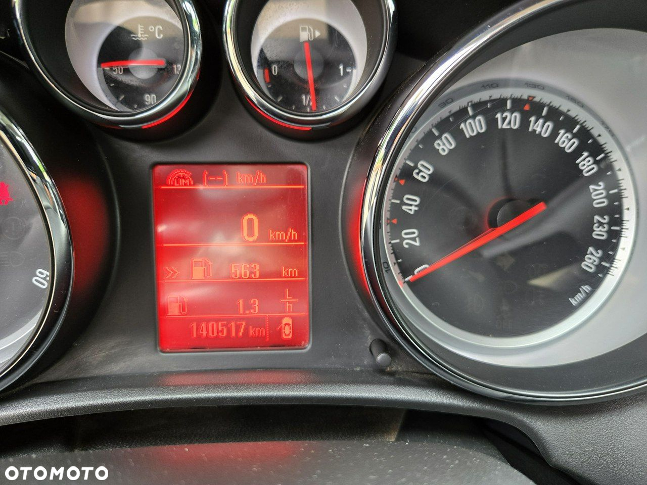 Opel Astra 1.7 CDTI DPF Cosmo - 23