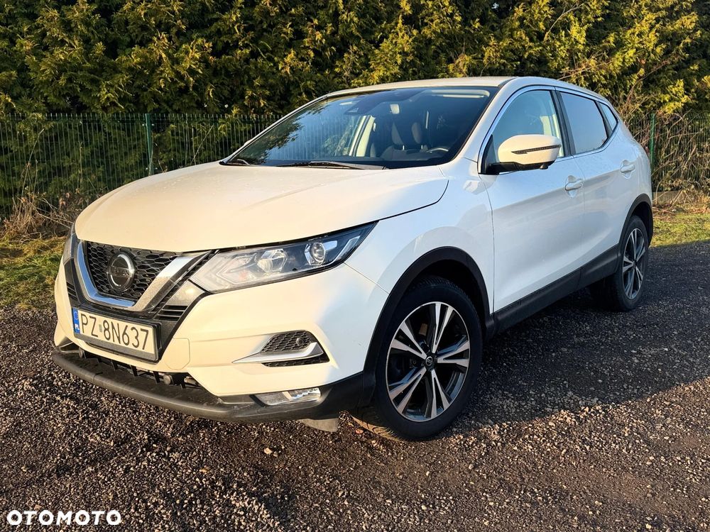 Nissan Qashqai 1.2 DIG-T Xtronic TEKNA+ - 1