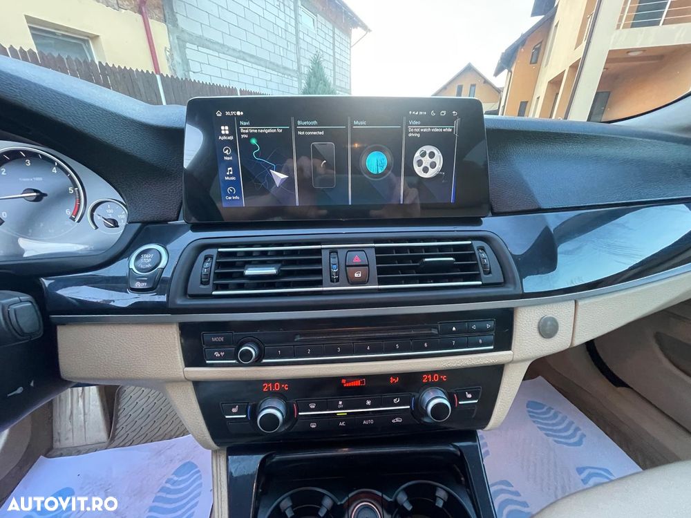 BMW Seria 5 525d xDrive AT - 9