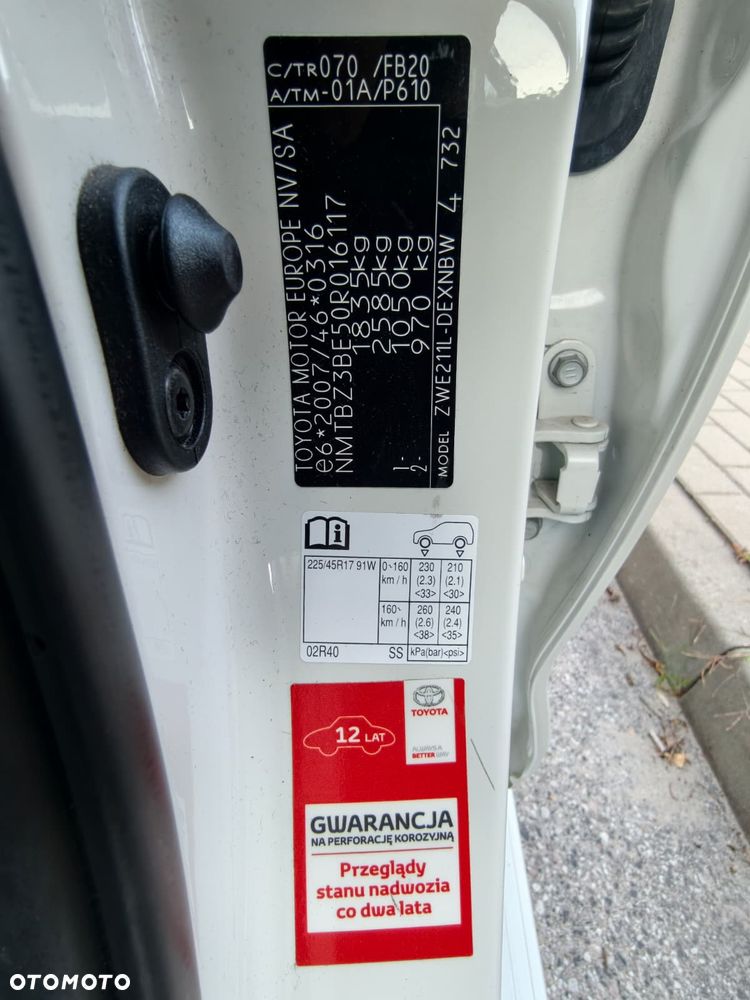 Toyota Corolla 1.8 Hybrid Executive - 12