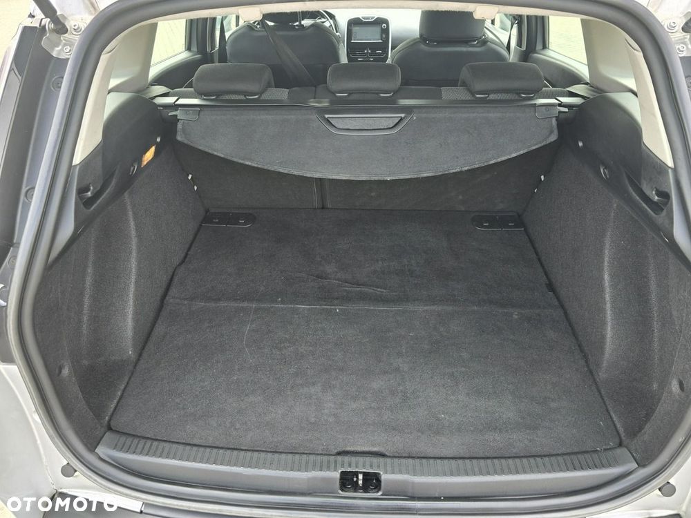 Renault Clio - 19