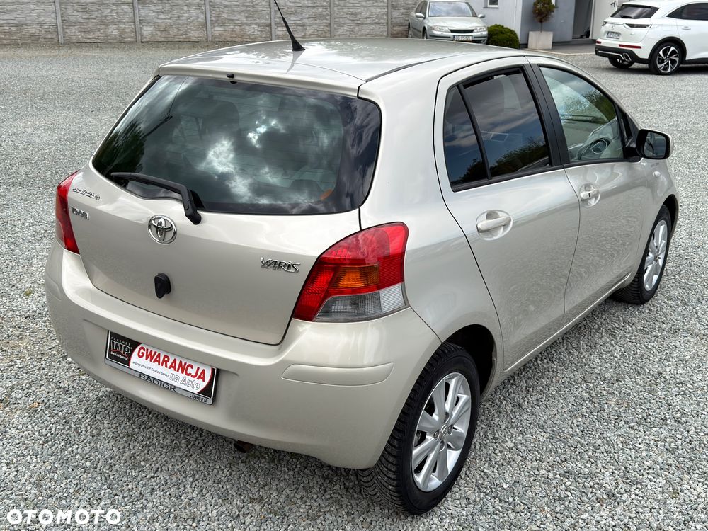 Toyota Yaris 1.33 Prestige - 34