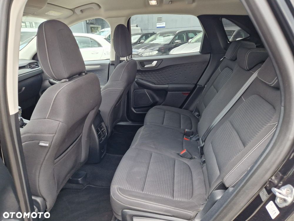 Ford Kuga 2.0 EcoBlue mHEV FWD Titanium - 32