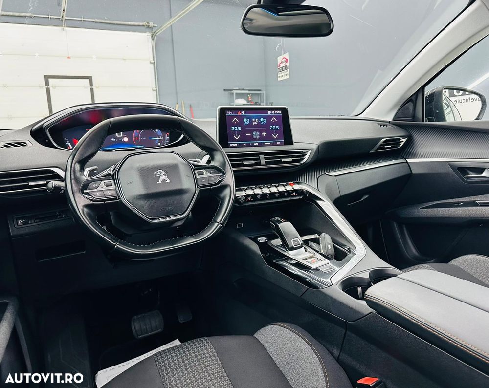 Peugeot 5008 BlueHDI 130 EAT8 Allure - 23