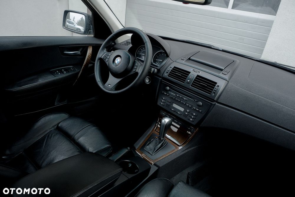 BMW X3 3.0i - 30